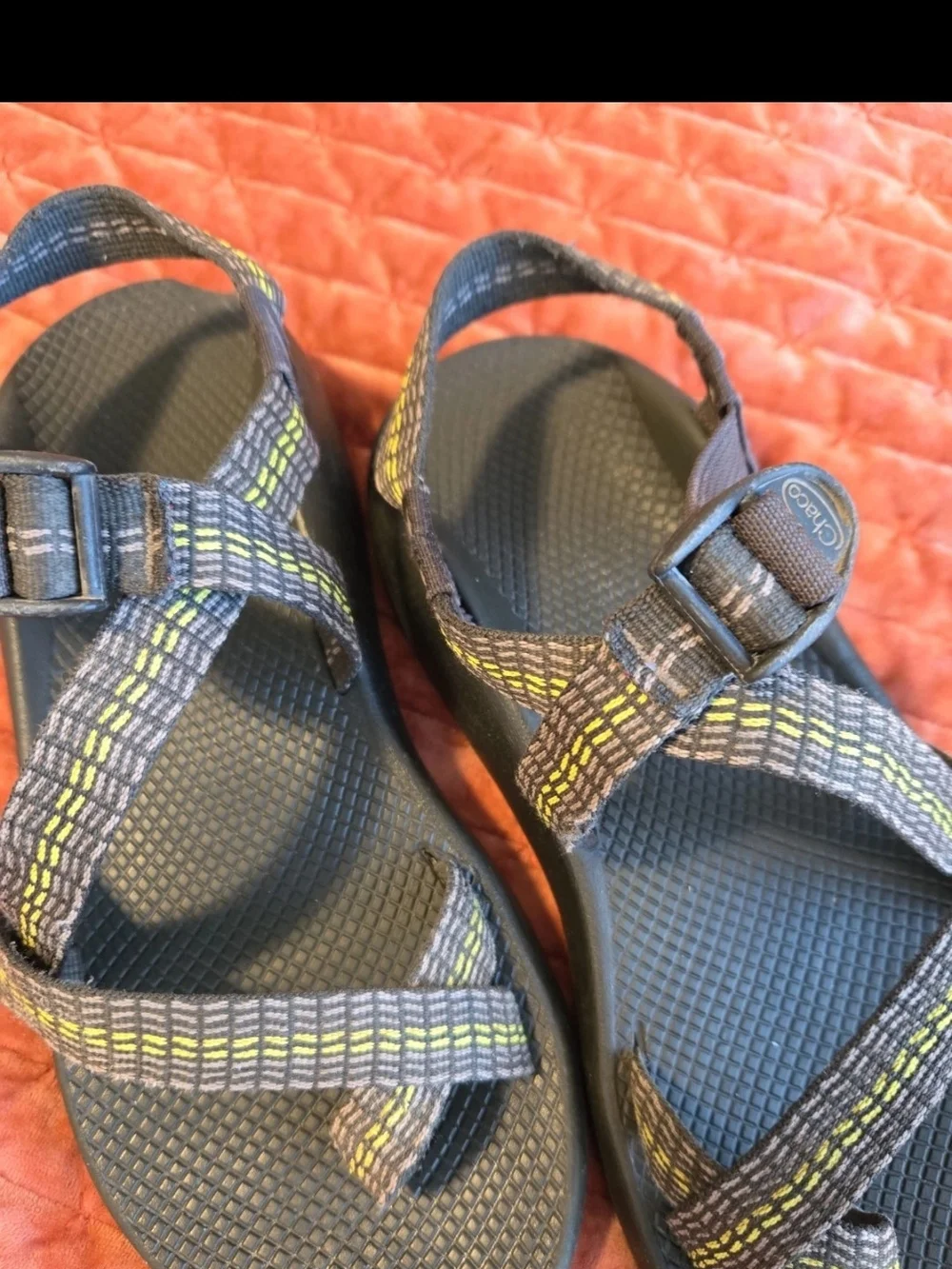 Chaco Z/2 Mens 11 Sandals Yellow Accent Straps Original Great Condition